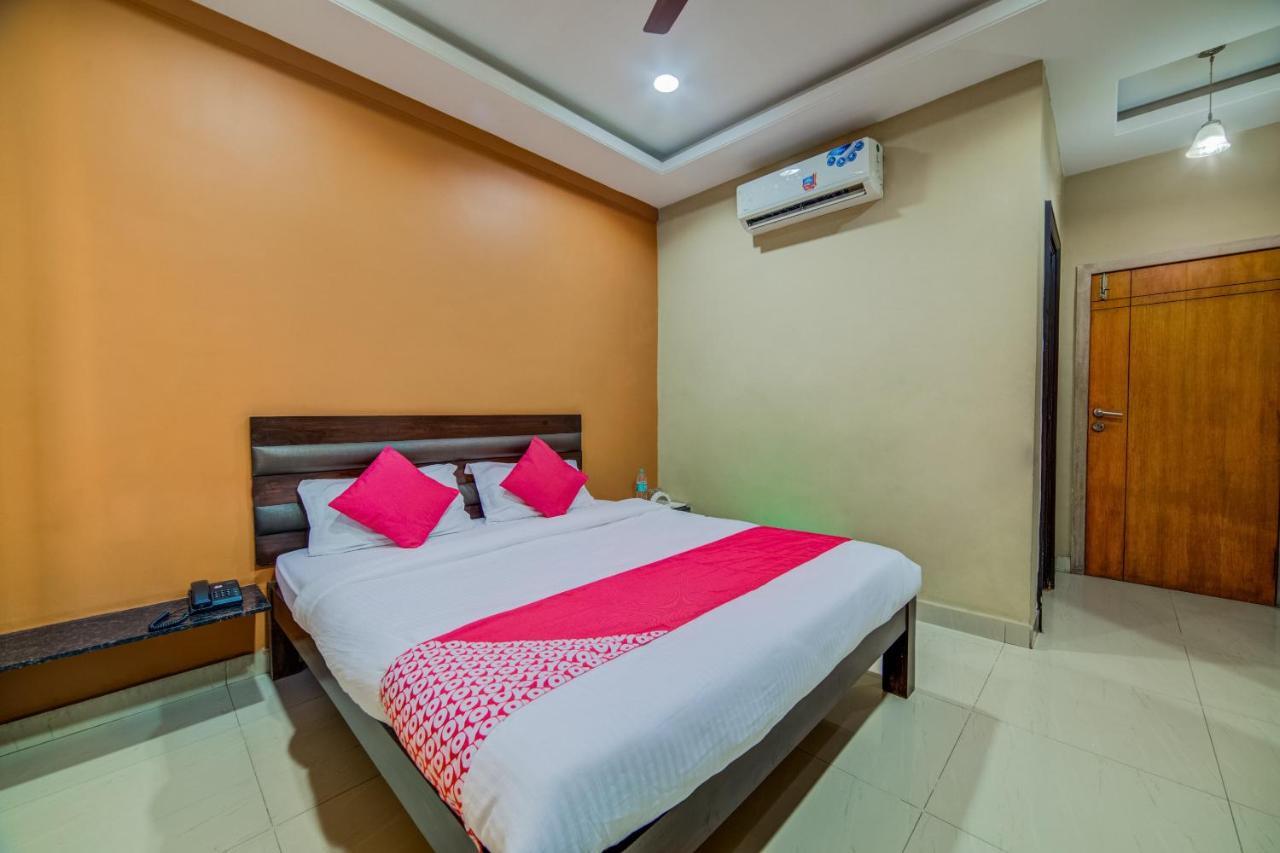 حيدر أباد Oyo 18431 Hotel Celestee Grand المظهر الخارجي الصورة