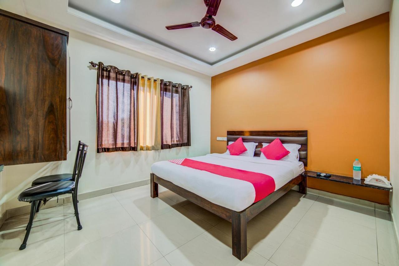 حيدر أباد Oyo 18431 Hotel Celestee Grand المظهر الخارجي الصورة