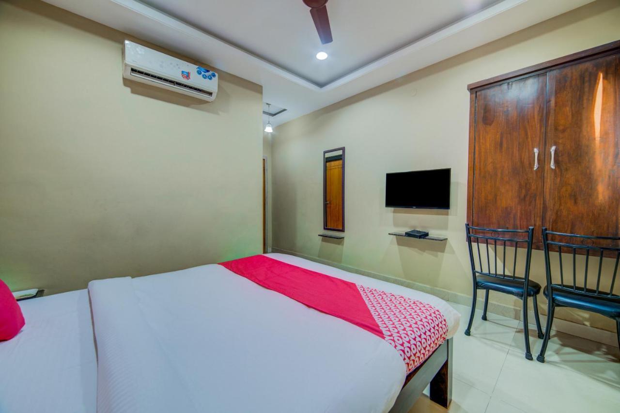 حيدر أباد Oyo 18431 Hotel Celestee Grand المظهر الخارجي الصورة